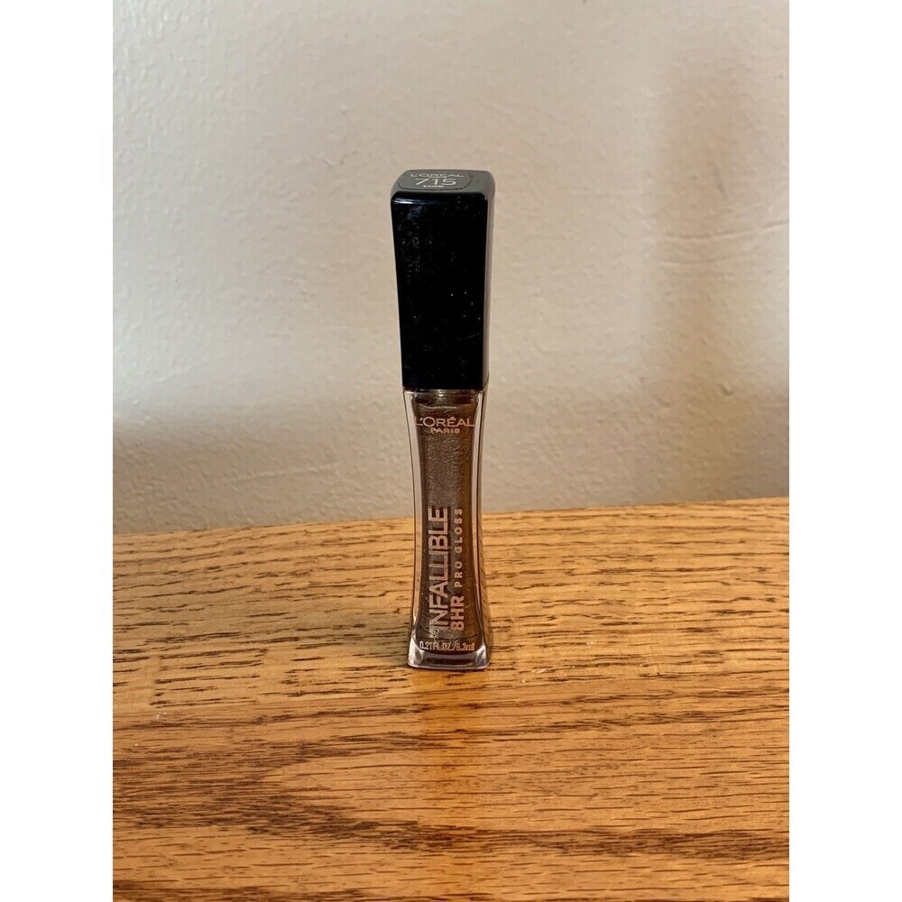 L'OREAL INFALLIBLE PRO GLOSS 8 HR WEAR 715 RAISIN ~ NEW